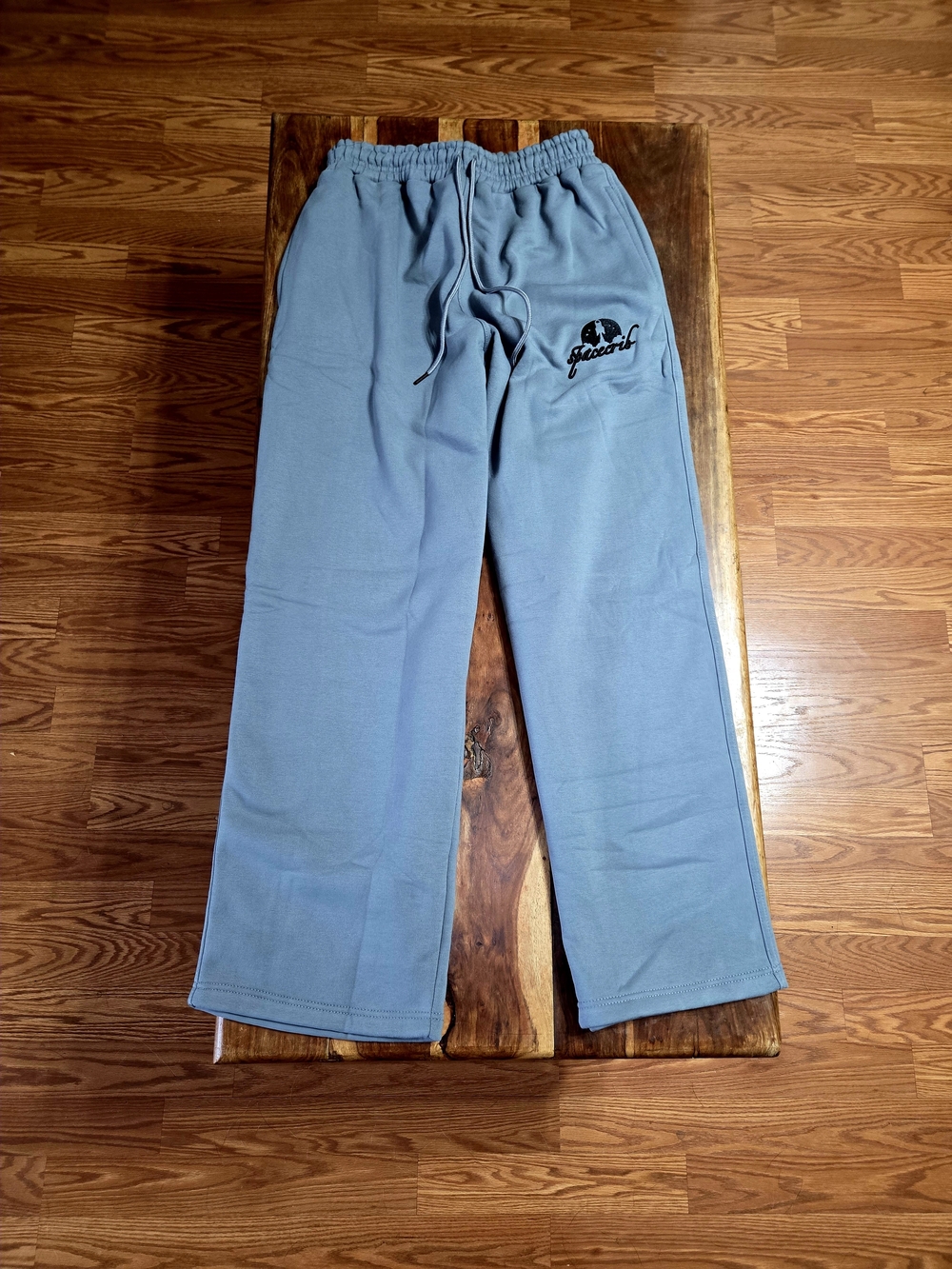 Spacecrib Sweatpants In Dusty Blue. Streetwear Brand from Switzerland. Size L